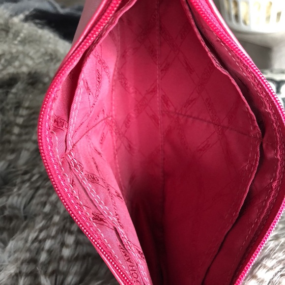 Longchamp pink purse very clean and cute. - Picture 10 of 11